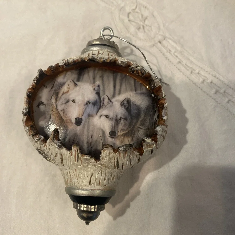 Bradford exchange Birch Wolf ornaments two-piece set 